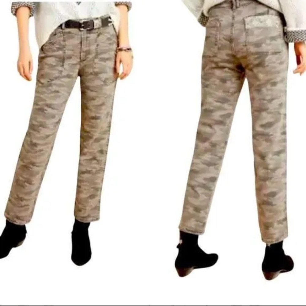 Anthropologie Camo Cropped pants Sz. 30P